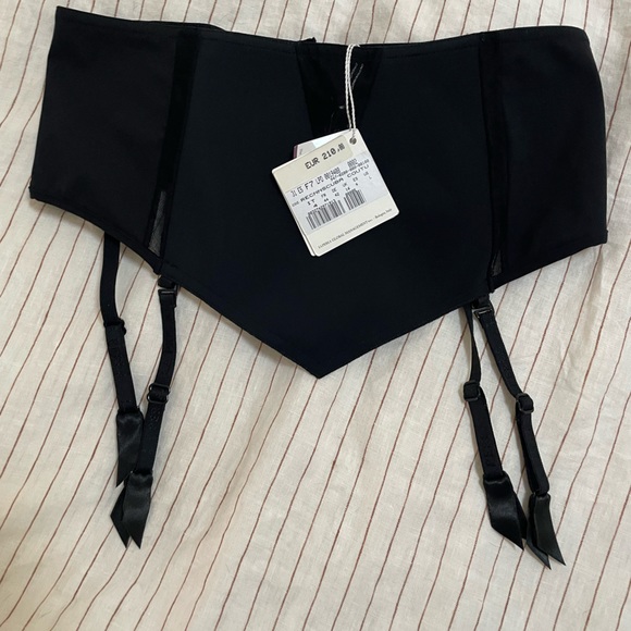 La Perla - Scuba Couture Suspender Belt - Picture 3 of 4